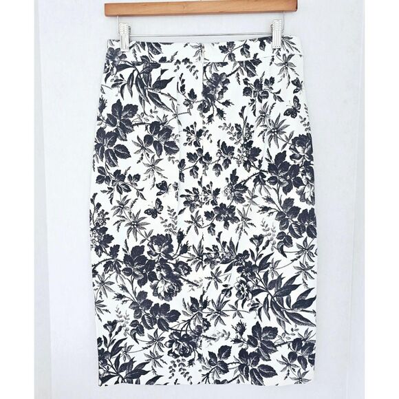 J.Crew Pencil Skirt | Black White Floral Botanical Print | Women’s Size 2 - Picture 1 of 5